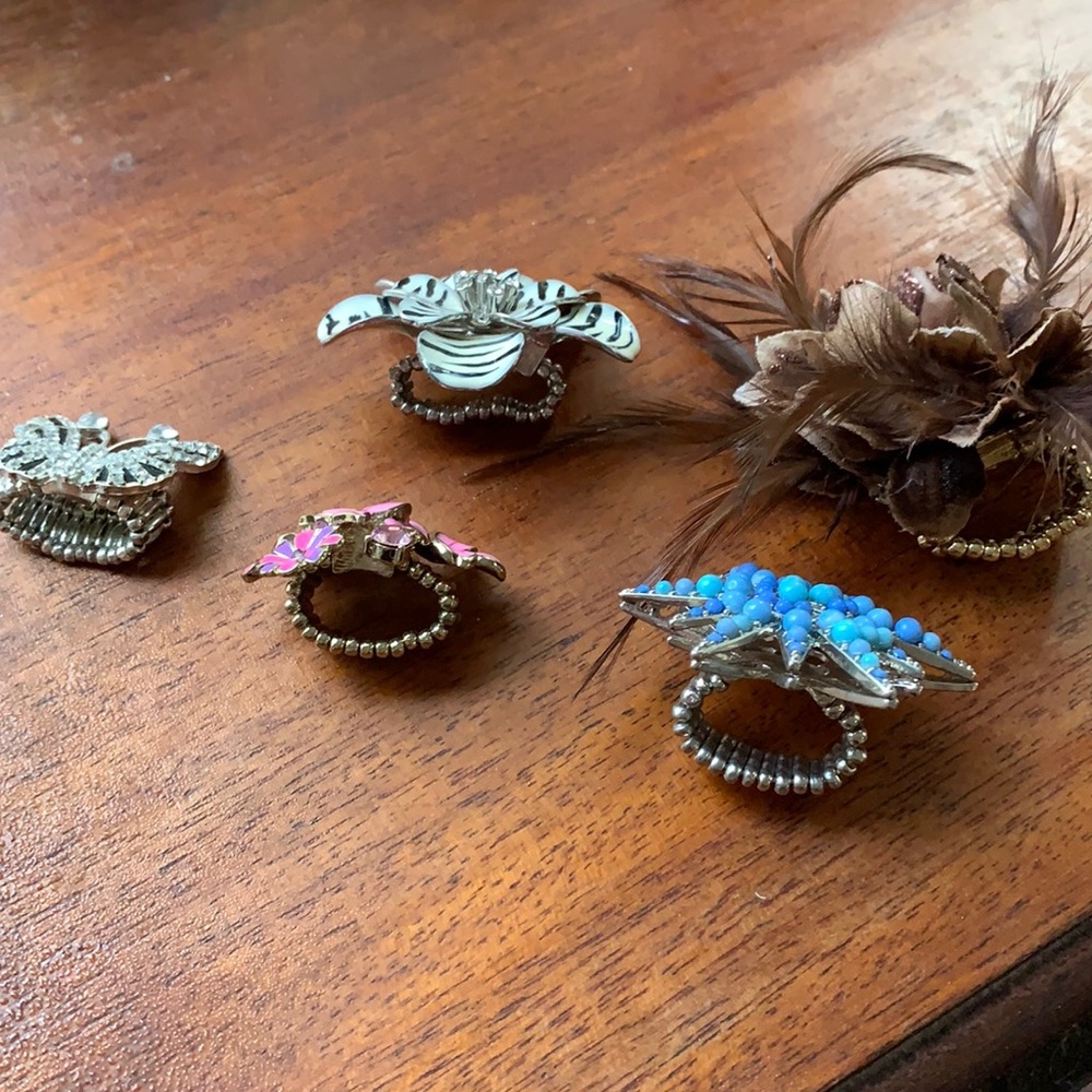 Stretch to size Rings - Picture 2 of 2